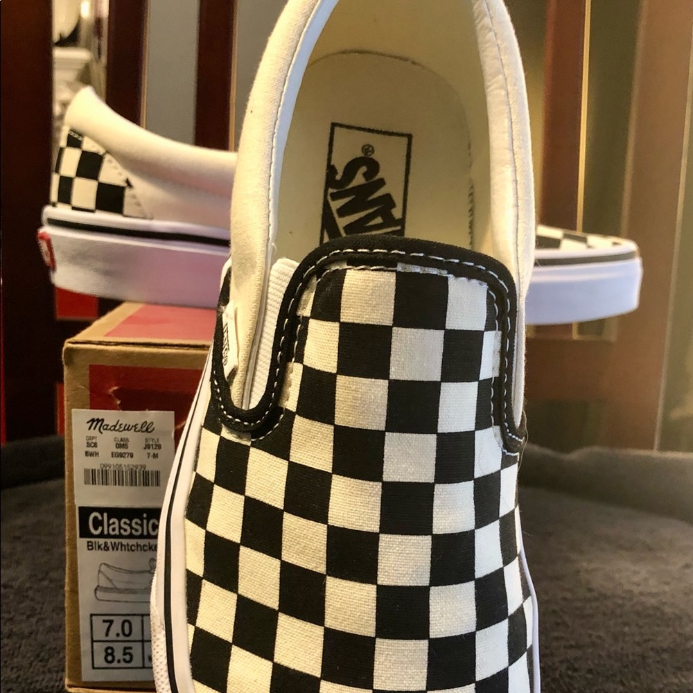 Vans - Classic slip-on checkered shoes